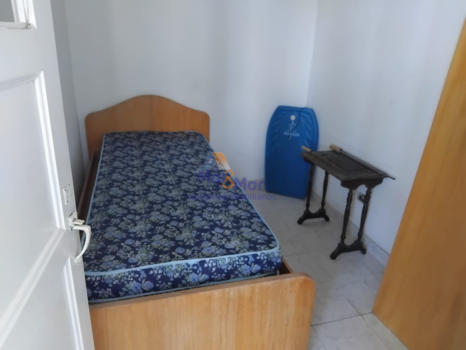 Apartamento-4-dormitorios-Pitangueiras - Centro