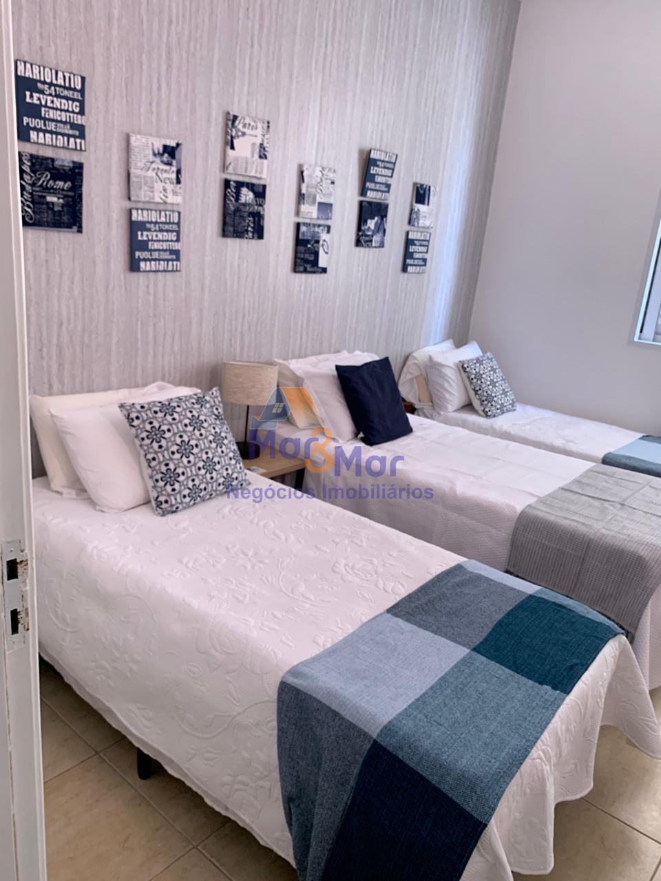 Apartamento Frente ao Mar-4-dormitorios-Pitangueiras - Centro