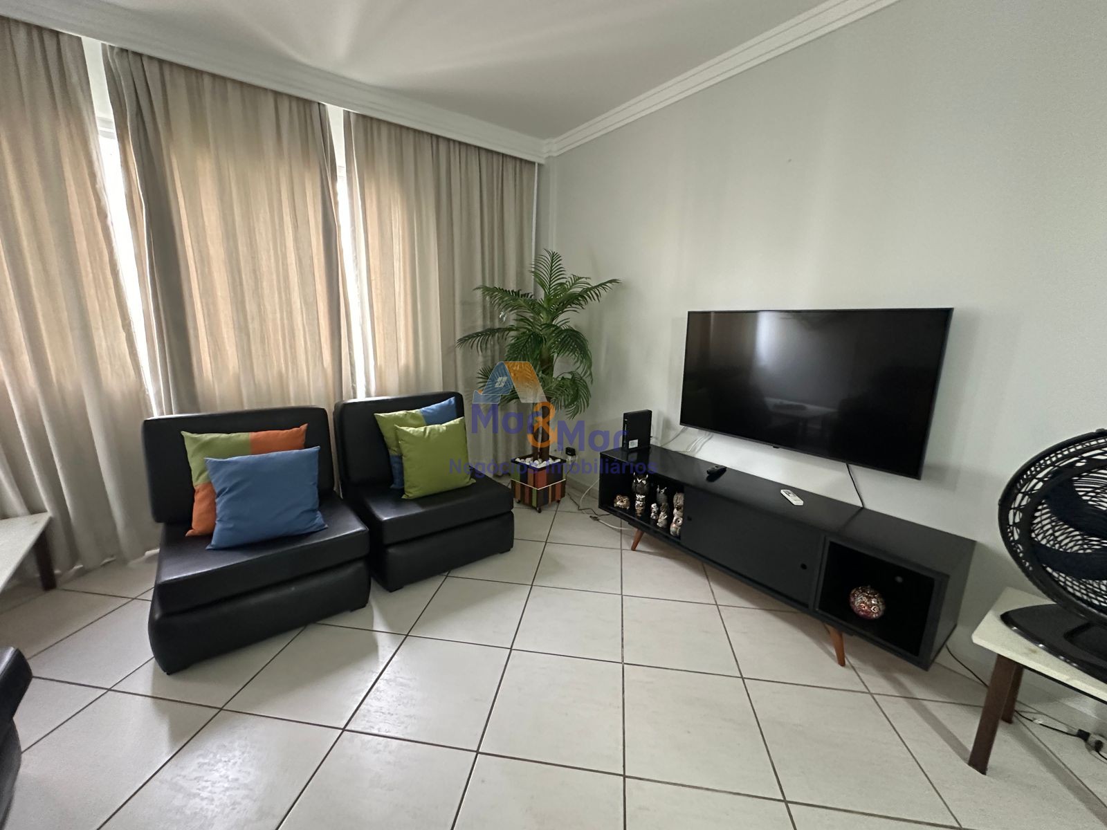 Apartamento-2-dormitorios-Enseada