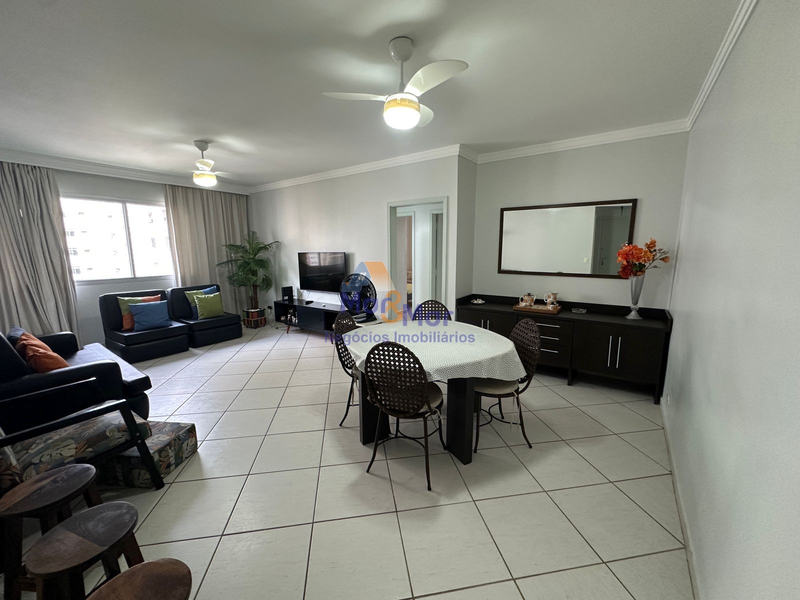 Apartamento-2-dormitorios-Enseada