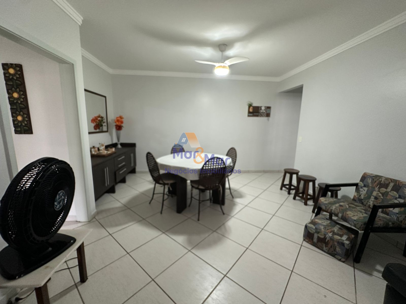 Apartamento-2-dormitorios-Enseada