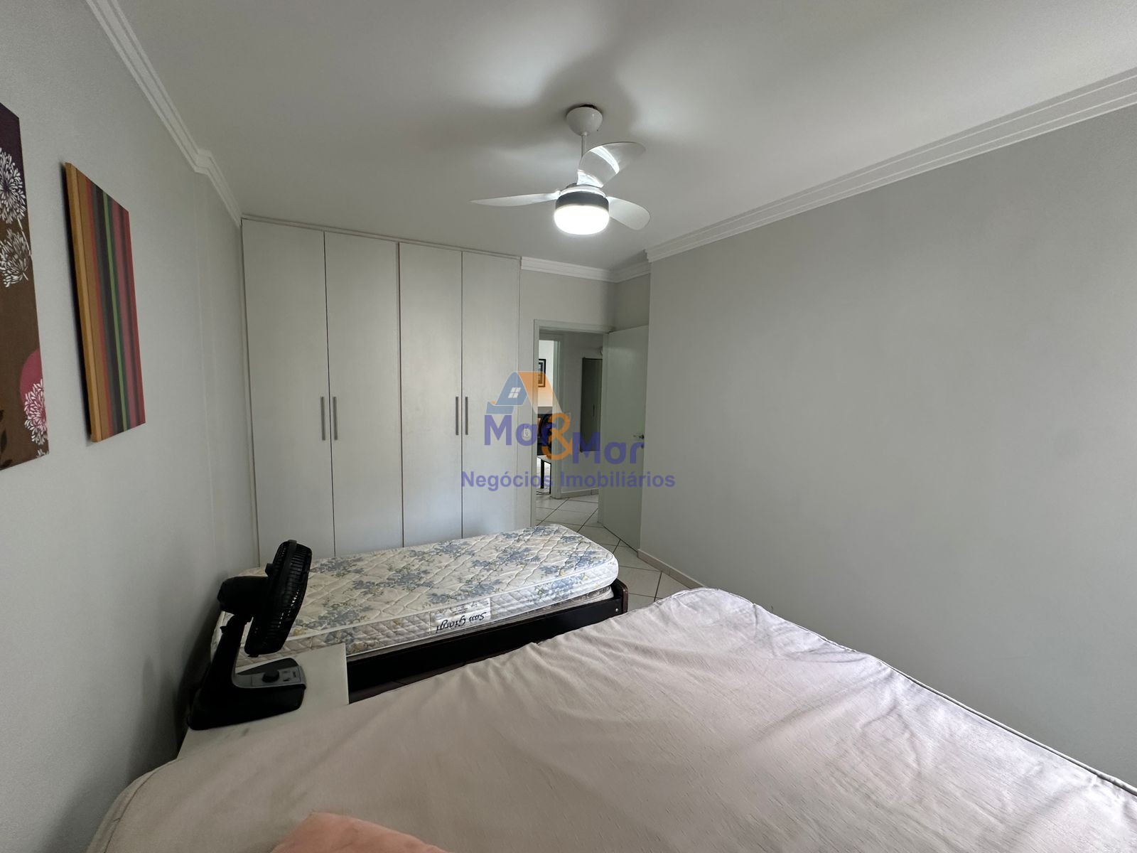 Apartamento-2-dormitorios-Enseada