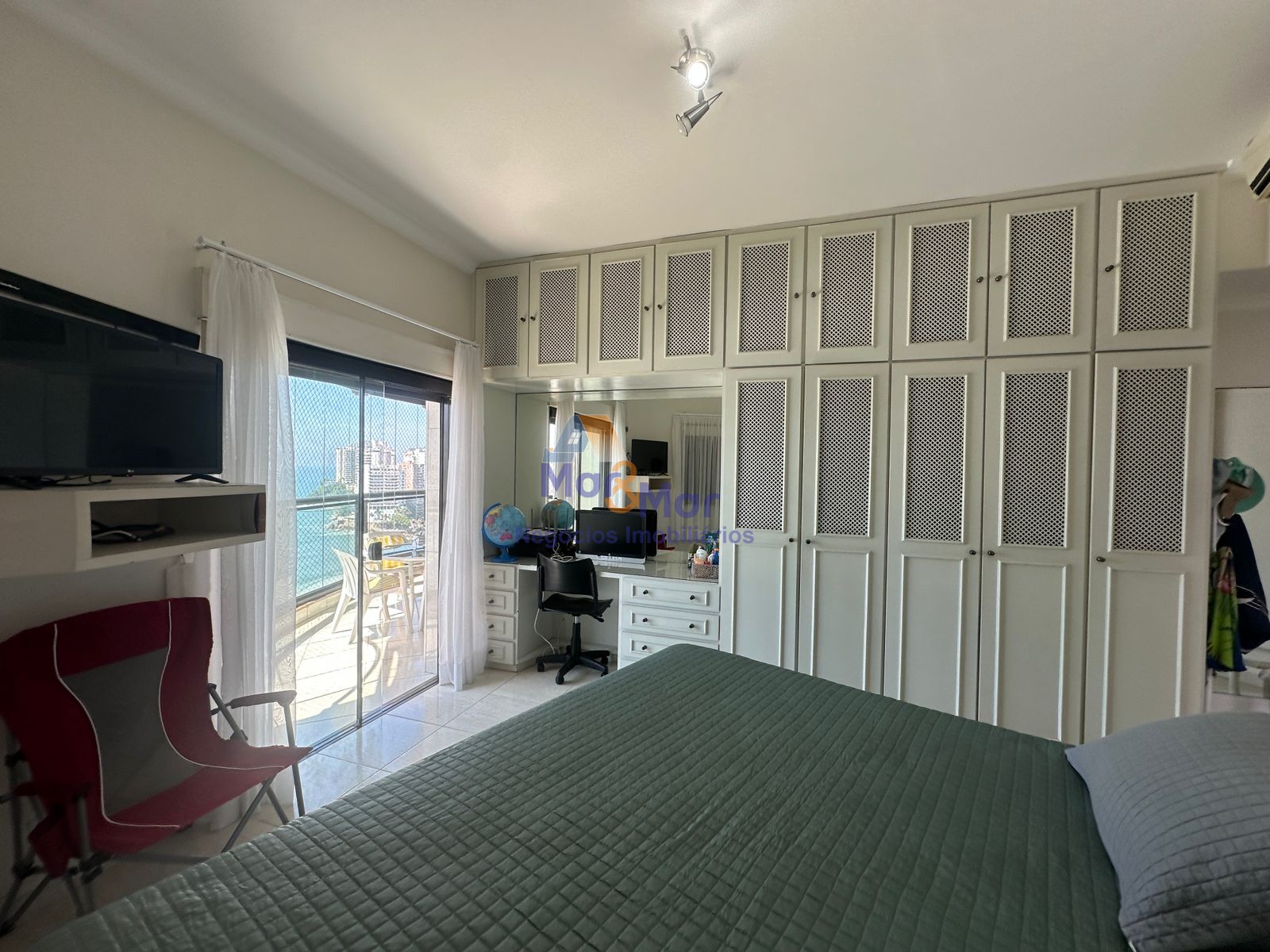 Apartamento Frente ao Mar-3-dormitorios-Vila Luis Antônio