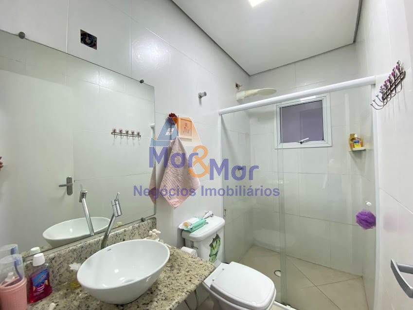 Casa-3-dormitorios-Enseada