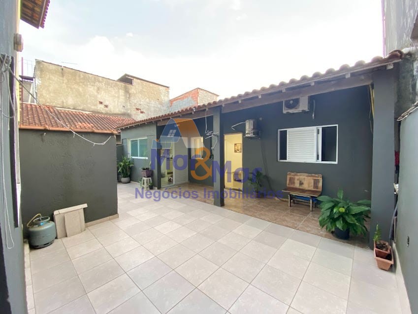 Casa-3-dormitorios-Enseada