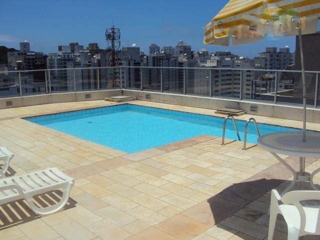 Apartamento na Praia das Pitangueiras, Guarujá - SP