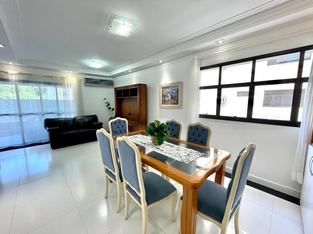 Casa Alto Padrão-3-dormitorios-